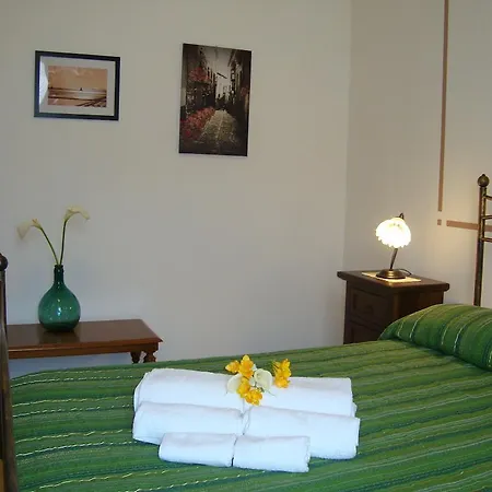 La Ninfea فالديريتْشّي