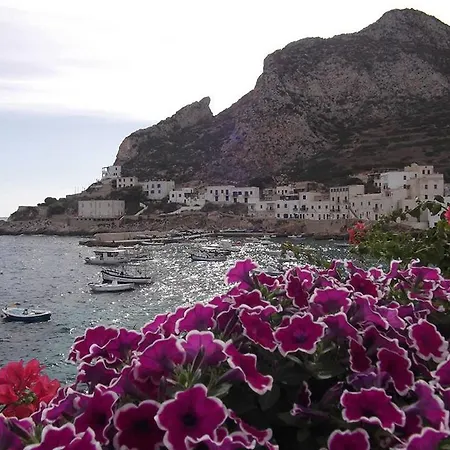 La Ninfea فالديريتْشّي